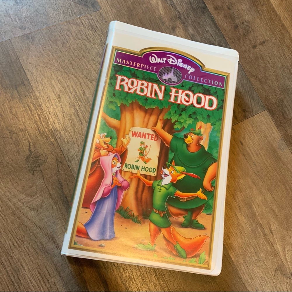 Vintage Disney ROBIN HOOD masterpiece collection VHS movie